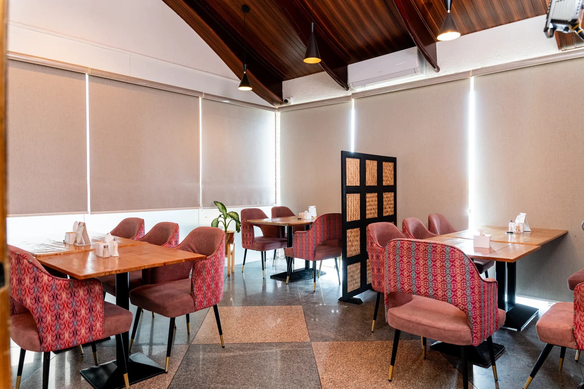 Live Flight Monitors