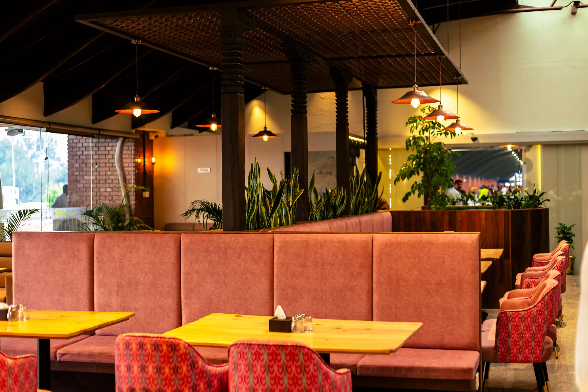 Main lounge panoramic view