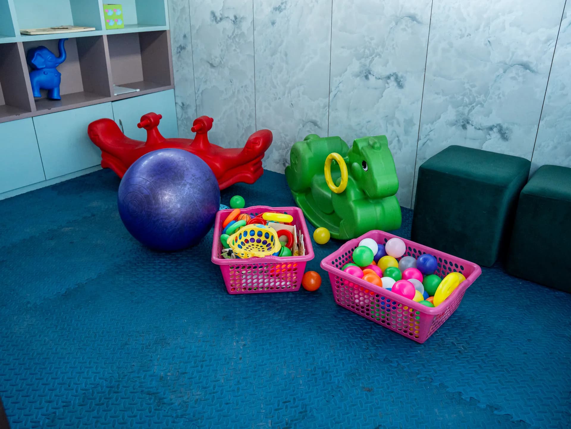Kids' Play Station