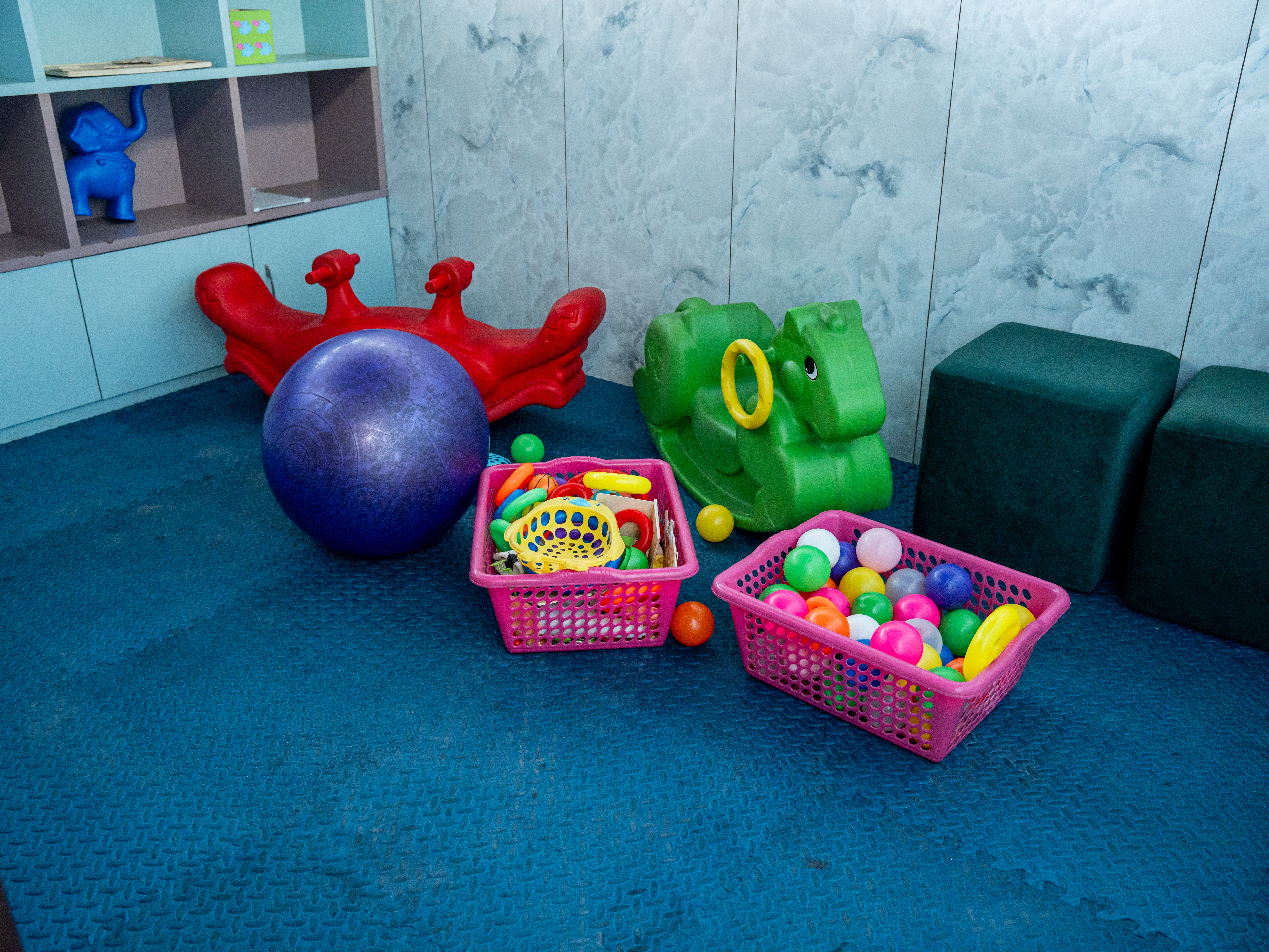 Yatra Lounge panoramic view